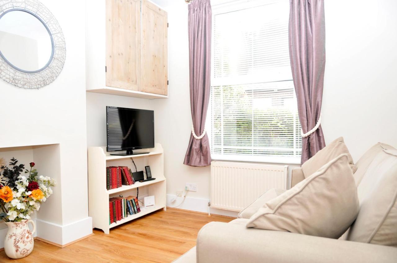 Little Lane Villa Alverstoke Екстериор снимка
